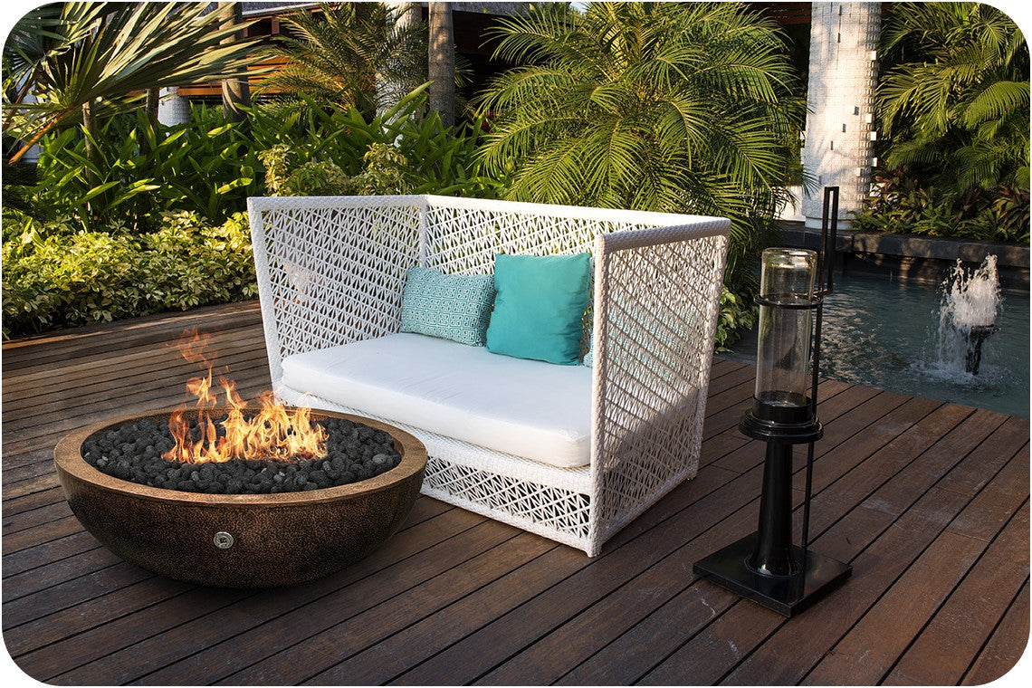 Lifestyle Image of the Moderno 4 Concrete Fire Bowl