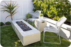Lifestyle Image of the Tavola 72 Concrete Fire Table