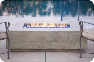 Lifestyle Image of the Tavola 1 Concrete Fire Table